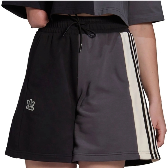 NWT Adidas Originals Split Two Tone Shorts Grey Black Small *AS SEEN ON TV* - Picture 6 of 14